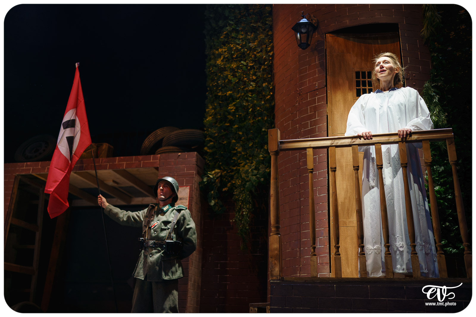 LES VISIONS DE SIMONE MACHARD (CIE LA CLAQUE)